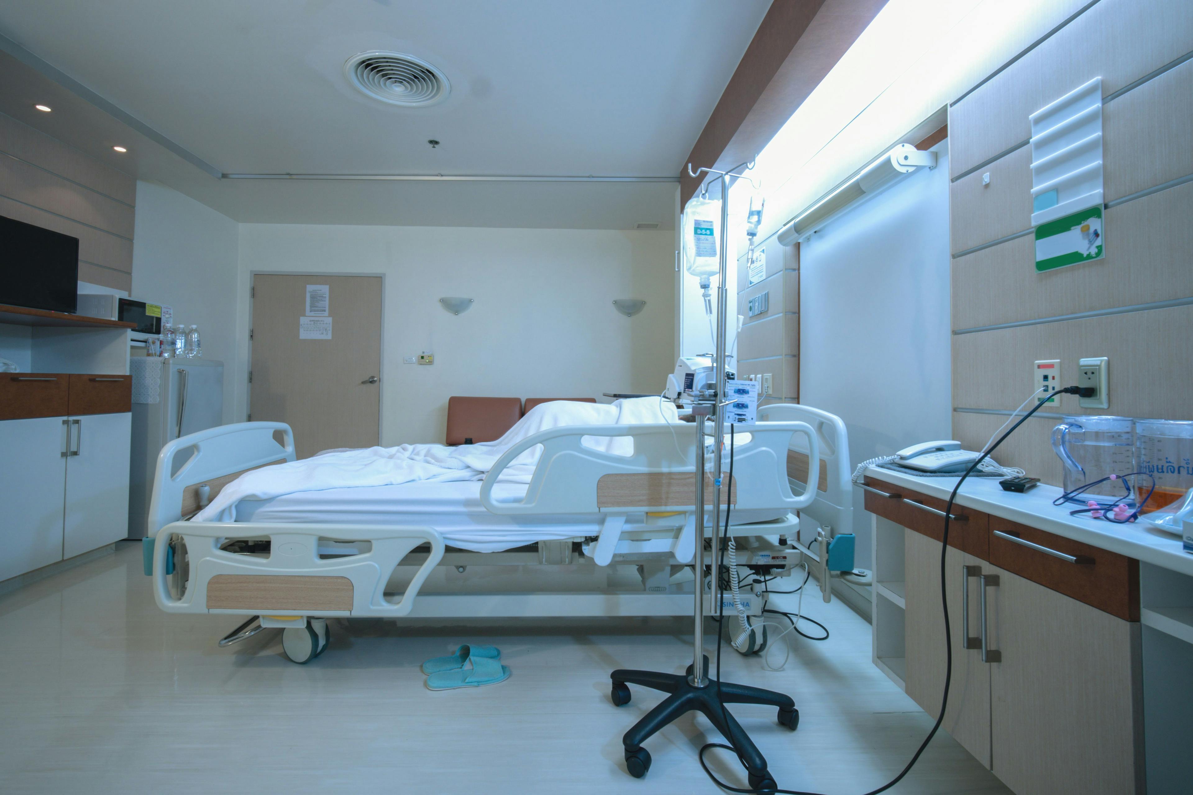 Hospitals losing billions in 2022, more than half could have negative margins