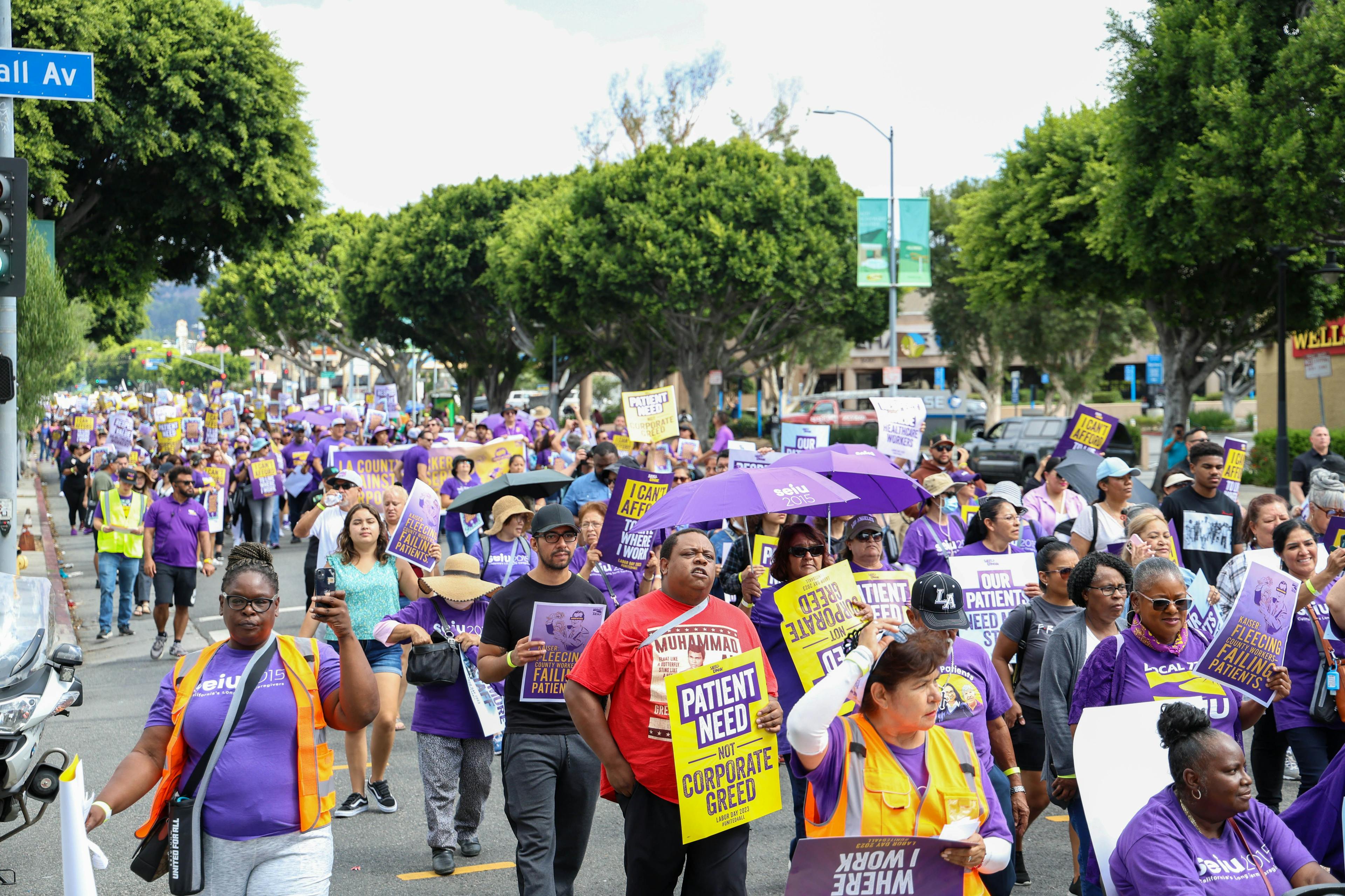 Union leaders say they have reached a tentative agreement with Kaiser Permanente on a new contract. The deal comes a week after more than 75,000 workers went on strike. (Photo: SEIU-UHW)